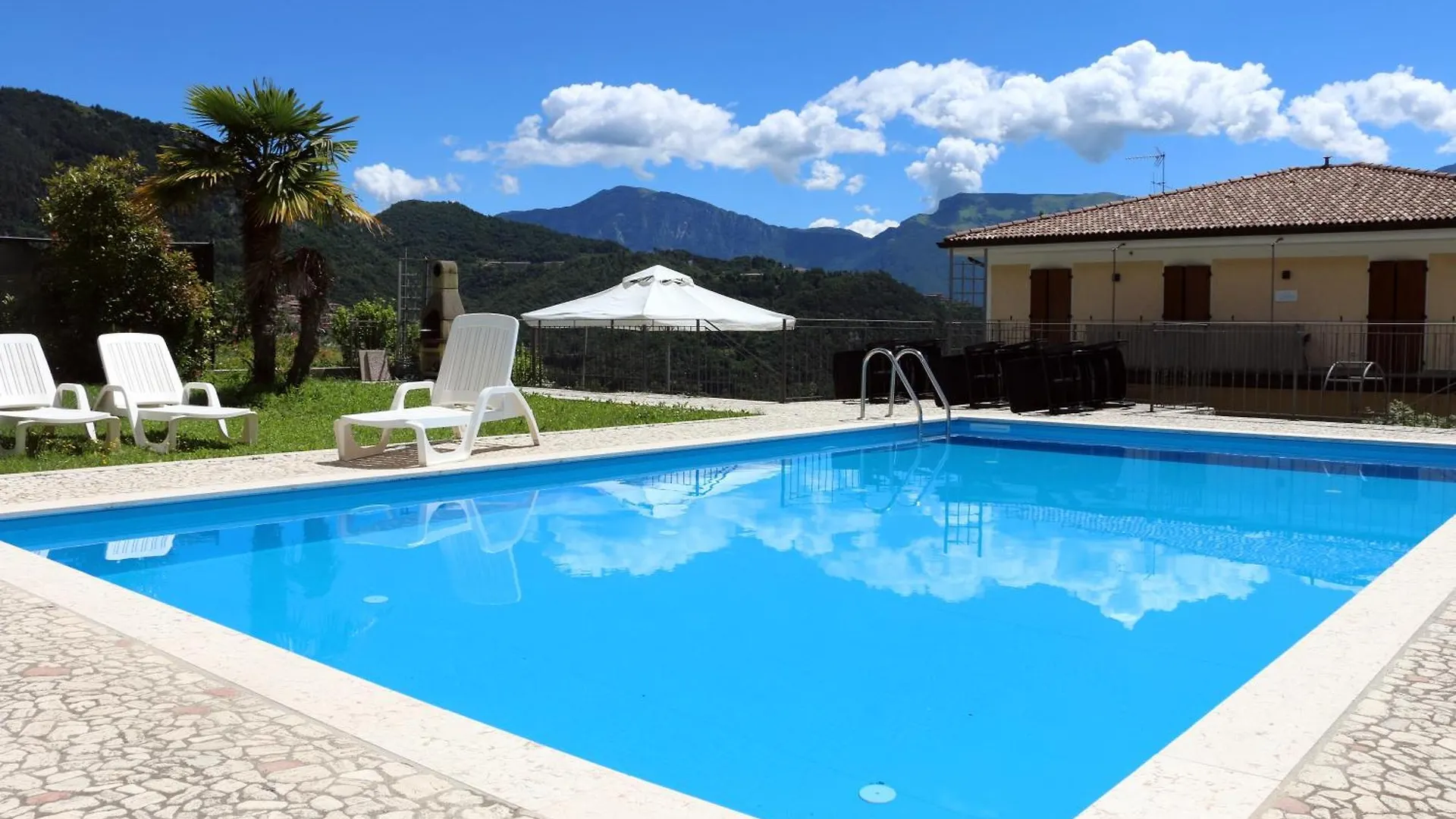 Casa Veronica Tremosine Italy
